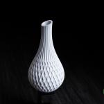 Apex Vase – Moderne Designvase mit geometrischer Struktur
