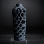 Apexis Vase – Moderne Designvase mit fließender Struktur