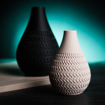 Echo Vase – Moderne Designvase mit rhythmischer Struktur