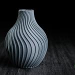Gleam Vase – Große Designvase mit ausdrucksstarker Struktur