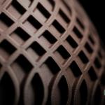 Inflect Vase – Moderne Designvase mit fließender Geometrie