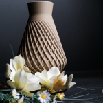 Influx Vase – Dynamische Designvase mit fließender Bewegung