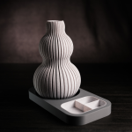 Nimbus Vase – Elegante Designvase mit weicher, fließender Struktur