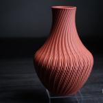 Quench Vase – Moderne Designvase mit kraftvoller Struktur