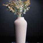 Radiate Vase – Moderne Designvase mit strahlenförmiger Struktur