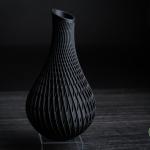 Vanta Vase – Minimalistische Designvase mit klarer Silhouette